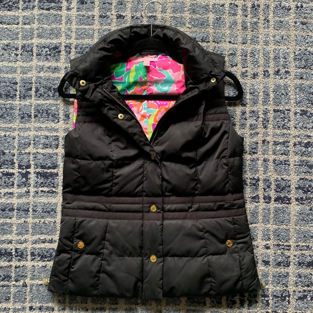 Lilly Pulitzer Black Puffer Vest- like new